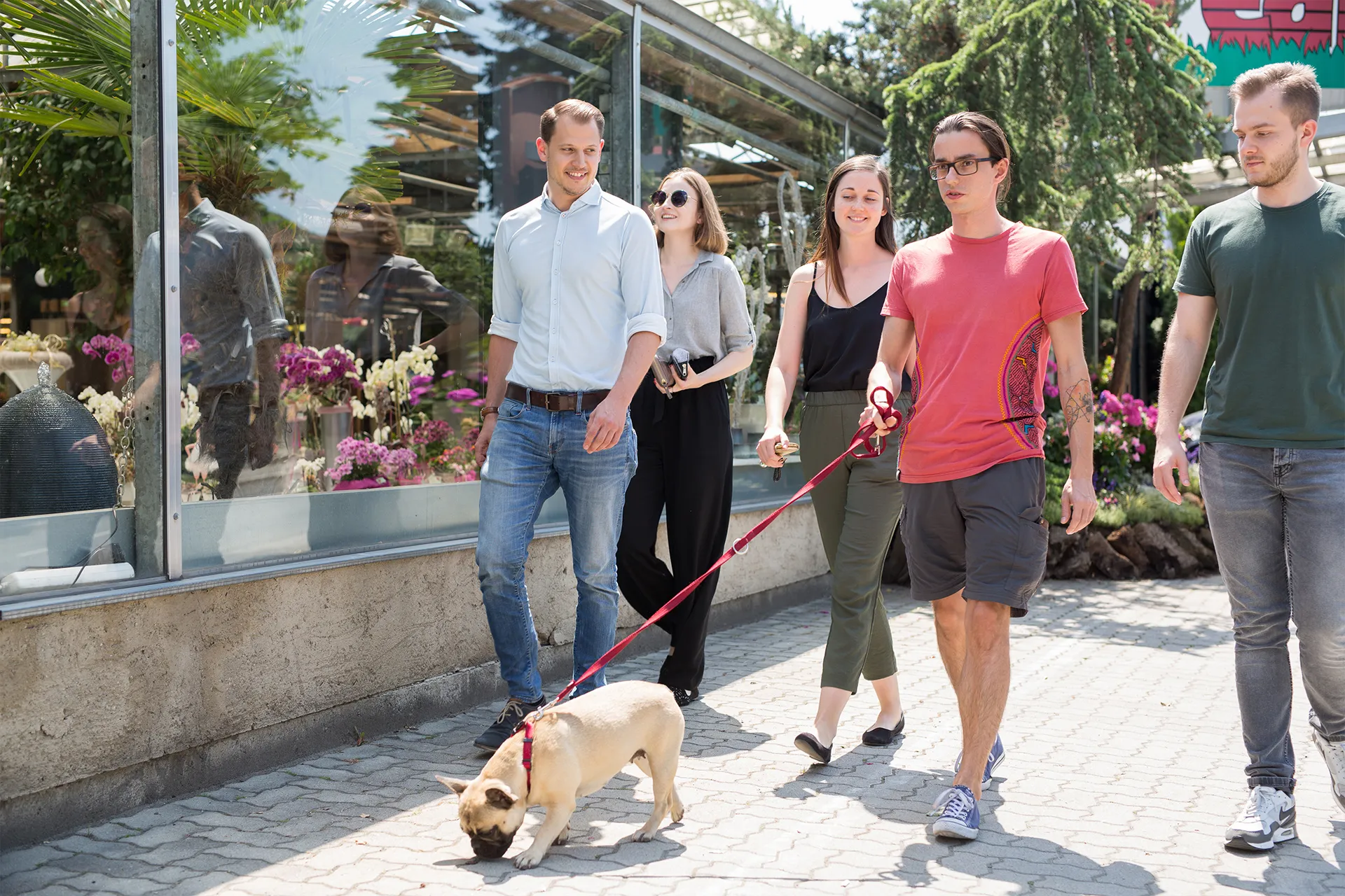 Guid.New Team auf dem Weg im Arbeitsalltag in Graz